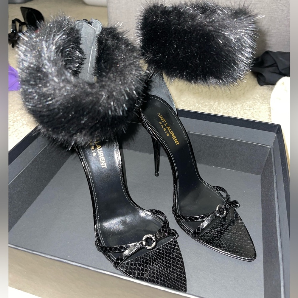 Saint Laurent Satine Sandals In Lacquered Ayers